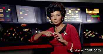 Original 'Star Trek' Star Nichelle Nichols dies at 89     - CNET