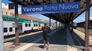 A Verona dopo 5 anni in giro per il mondo: "Ora famiglia, amici e... a tavola, ma ripartirò: non ditelo a mamma" - TGCOM