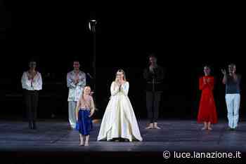 A Verona tanti ‘Giulietti’ e una Giulietta: in scena la storia d’amore per eccellenza in versione Lgbtq - Luce