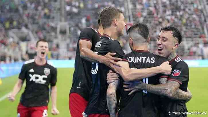 D.C. United stuns Orlando City 2-1 in Rooney’s debut