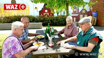 Mittagstisch im Café Credo Witten: Wo mit Liebe gekocht wird - WAZ News