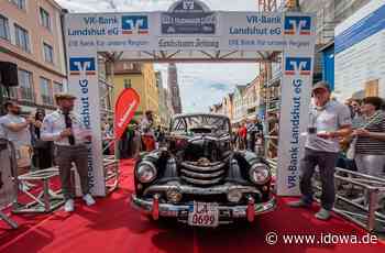 Falkenhausen Classics - Niederbayerns größte Oldtimer-Rallye machte Halt in Landshut - idowa