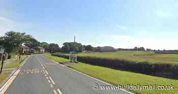 Man, 40, tragically dies in motorbike crash on A1033 - Hull Live