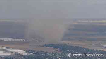 Landspout tornado spotted near Buckley SFB in Aurora - 9News.com KUSA