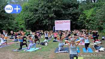 Hemmingen-Westerfeld: Yoga-Festival im Strandbad lockt vor allem Frauen - HAZ