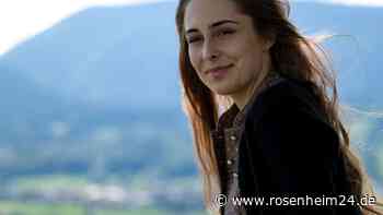 24-Girl Caroline (22) aus Raubling