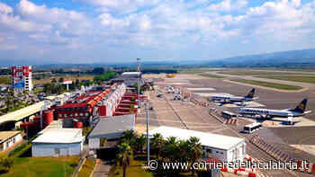 Terrore in volo per cento passeggeri partiti da Lamezia: atterraggio d'emergenza dopo pochi minuti dal decollo - Corriere della Calabria