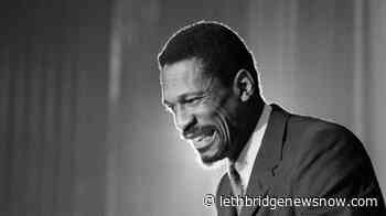 Bill Russell, NBA great and Celtics legend, dies at 88 - Lethbridge News Now