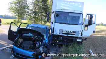 Lkw missachtet: 26-Jähriger wird bei Unfall nahe Holzheim verletzt