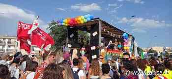 Matera Pride, la sfilata tra le vie della Città dei Sassi - Agenzia ANSA