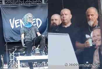 SLIPKNOT's COREY TAYLOR And SHAWN CRAHAN Beam With Pride As They Watch Their Sons' Band VENDED Perform (Video) - BLABBERMOUTH.NET