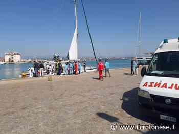 Migranti, sbarcate al porto di Crotone 69 persone - Il Crotonese