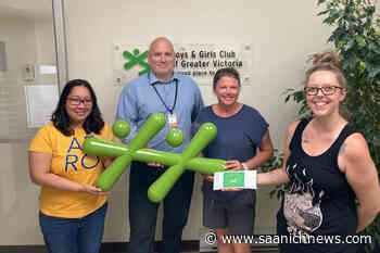 Nourishing community: Local grocer gives back with $1000 donation - Saanich News