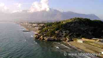 Messe in spiaggia a Minturno - LatinaToday