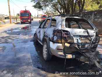 Fogo deixa veículo totalmente destruído em Lucas do Rio Verde - Só Notícias
