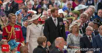 Royale Zwistigkeiten: Kamen Harry und Meghan absichtlich zu spät zum Dankgottesdienst der Queen? - Kleine Zeitung