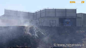 VIDEO | Brucia Cinecittà, scenografie degli studios divorate dalle fiamme