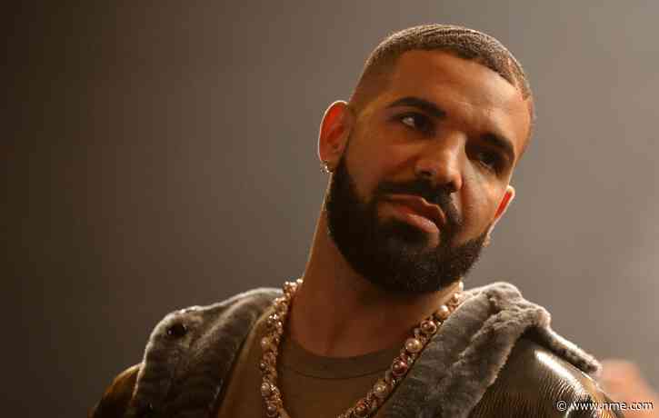Drake postpones reunion show with Nicki Minaj and Lil Wayne through COVID