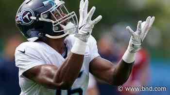 Titans’ Robert Woods, Caleb Farley push through ACL recovery - Belleville News-Democrat