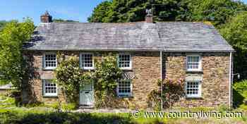 Have A Peek Inside This Charming Cottage For Sale In Cornwall - Country Living