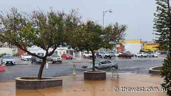 Weather warning for Geraldton predicts damaging winds and heavy rain with longer than usual cold front - The West Australian
