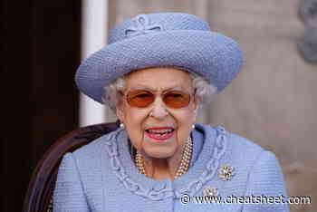 Queen Elizabeth Reportedly 'Never Really Liked' Buckingham Palace: 'It's No Surprise She Moved,' Royal Expert Says - Showbiz Cheat Sheet