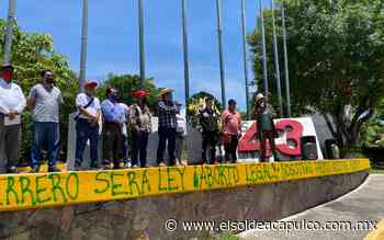 Normalistas exigen justicia a 94 meses del caso Iguala - El Sol de Acapulco