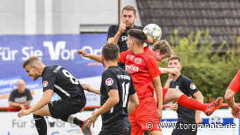 Strittig und hitzig: Gruppenliga-Rückkehr endet 1:1 - Torgranate - das Fußball-Portal für Hessen