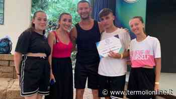 Il ballerino termolese Rocco Morra "on stage" con Kledi Kadiu - Termoli Online