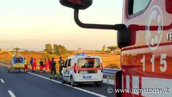 Perde controllo dell'auto e finisce fuori strada, morta una donna. Salgono a 19 le vittime in un mese