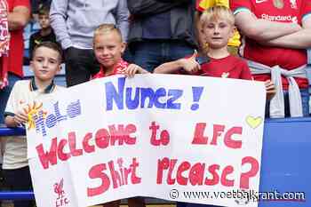 &quot;Can I have your shirt?&quot; Geen 'bedelbordjes' meer bij Ajax