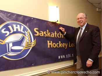 Saskatchewan hockey legend Wayne Kartusch passes away at 82 - Pincher Creek Echo