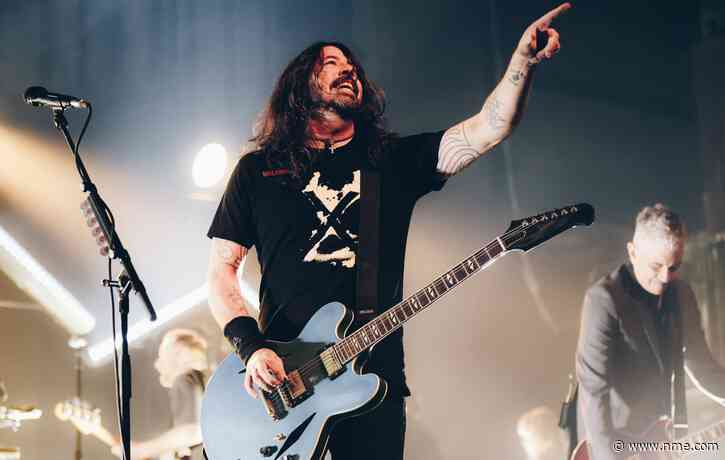 Dave Grohl to play solo set at Joe Walsh’s veteran benefit concert