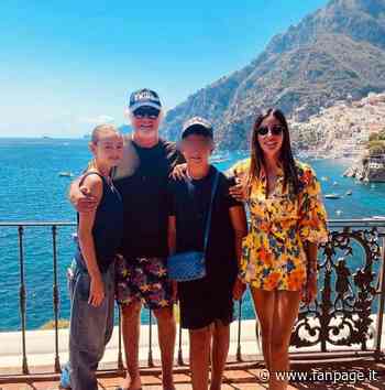 Flavio Briatore a Capri con Nathan Falco e Leni Klum, la prima foto con entrambi i figli insieme - Fanpage.it
