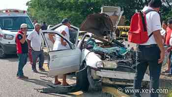 Choque en la Villahermosa-Macuspana deja 1 muerto, 2 heridos y un ileso - XeVT 104.1 FM | Telereportaje