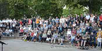 Euskirchen: Hunderte Menschen gedenken der Flutopfer - Kölnische Rundschau