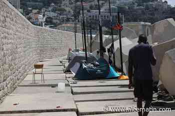 "Tu crois qu’on est heureux ici? On crève comme des chiens!": reportage au campement illégal du port de Nice qui doit être démantelé d’ici 48 heures