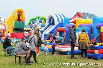 Steinen: Herumtoben auf den Hüpfburgen - Steinen - www.verlagshaus-jaumann.de