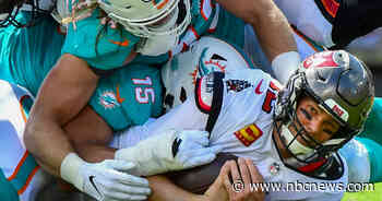 NFL disciplines Miami Dolphins for team's improper pursuit of Tom Brady