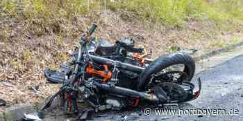 Motorräder prallen in Franken frontal ineinander - zwei Menschen sterben - Nordbayern.de