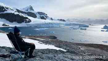 Viaggiare da fermi, l'uomo che sta seduto dall'alba al tramonto - la Repubblica