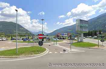 Vipiteno, il prato diventa posteggio (per evitare il parking selvaggio tutto attorno) - Alto Adige Innovazione