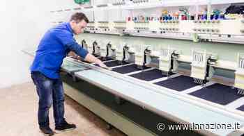 Prato, ventilatori nelle filature contro l'afa. Il problema sono i capannoni troppo vecchi - LA NAZIONE