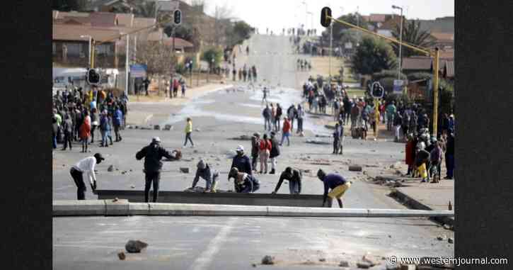 Watch: Smoke Rises as Protests Erupt in South Africa Over Looming Energy Crisis