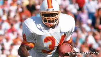 Former Georgia star, NFL RB Lars Tate dies at 56
