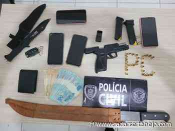 Acusado de homicídio é preso em Cajazeiras e tem arma apreendida pela Polícia Militar - Radar Sertanejo