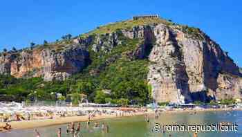 Modello Terracina, così i bagnini dovevano restituire il 20 per cento del loro stipendio - Repubblica Roma
