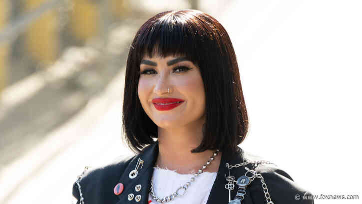 Demi Lovato updates pronouns to include she/her again: 'I'm such a fluid person'