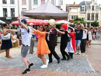 Zomers alternatief voor afgelaste carnavalstoet in Menen trekt vooral veel volk naar de terrasjes, geen record polonaisetrein - KW.be - KW.be