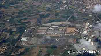 Viaggio nello stabilimento Alfa Romeo di Pomigliano d'Arco, dagli anni Sessanta a oggi - Corriere della Sera